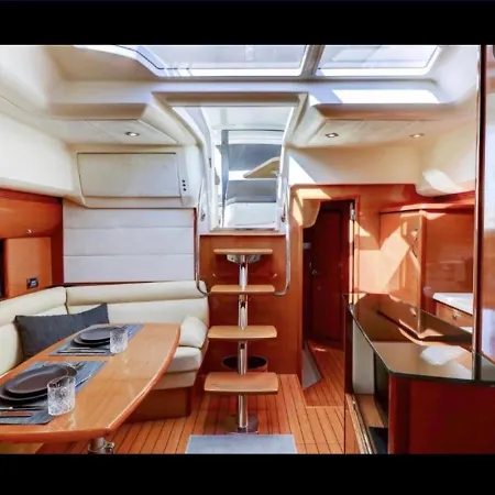 Sejour De Reve Sur Un Yacht La Rochelle (Charente-Maritime)